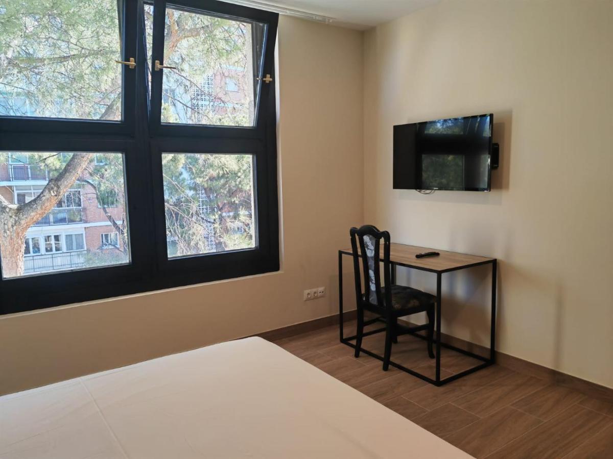 Apartahotel Golden Alcala Alcalá de Henares Екстериор снимка