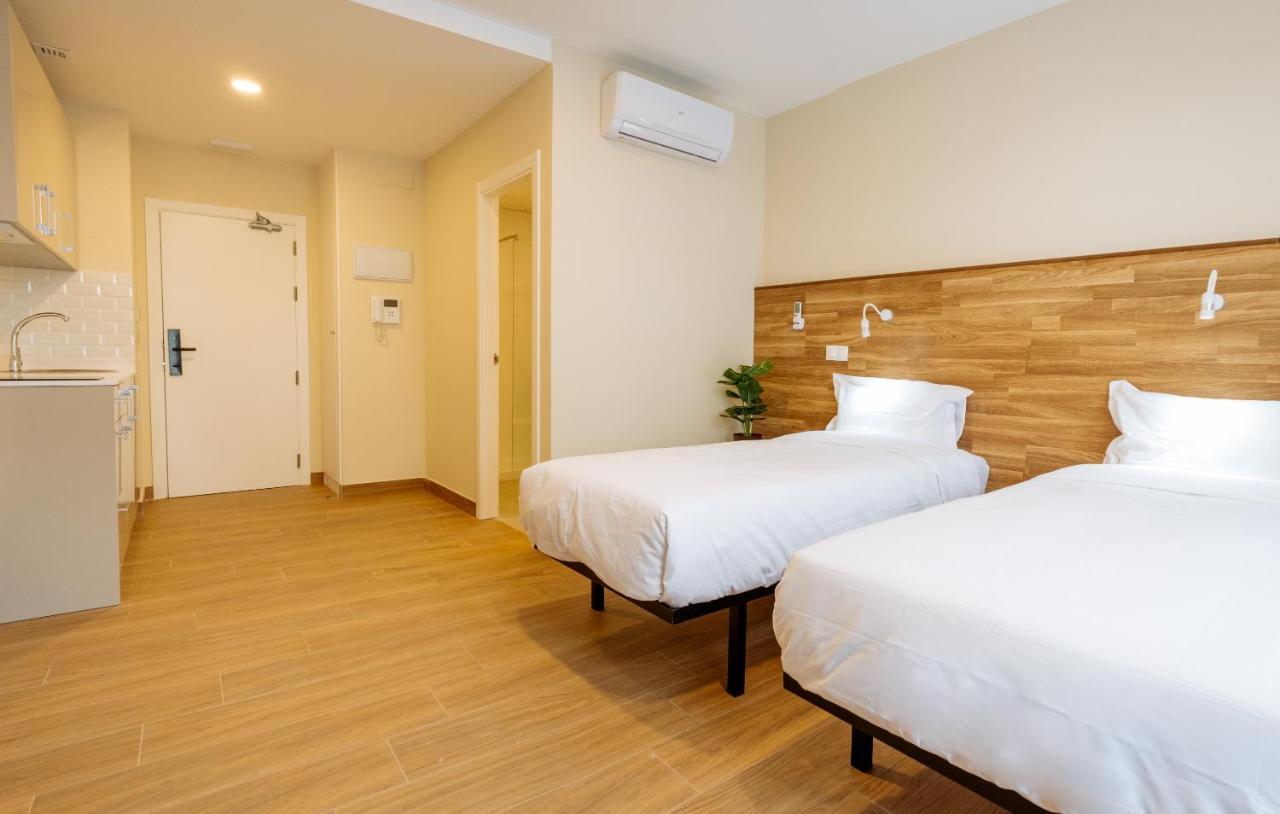 Apartahotel Golden Alcala Alcalá de Henares Екстериор снимка