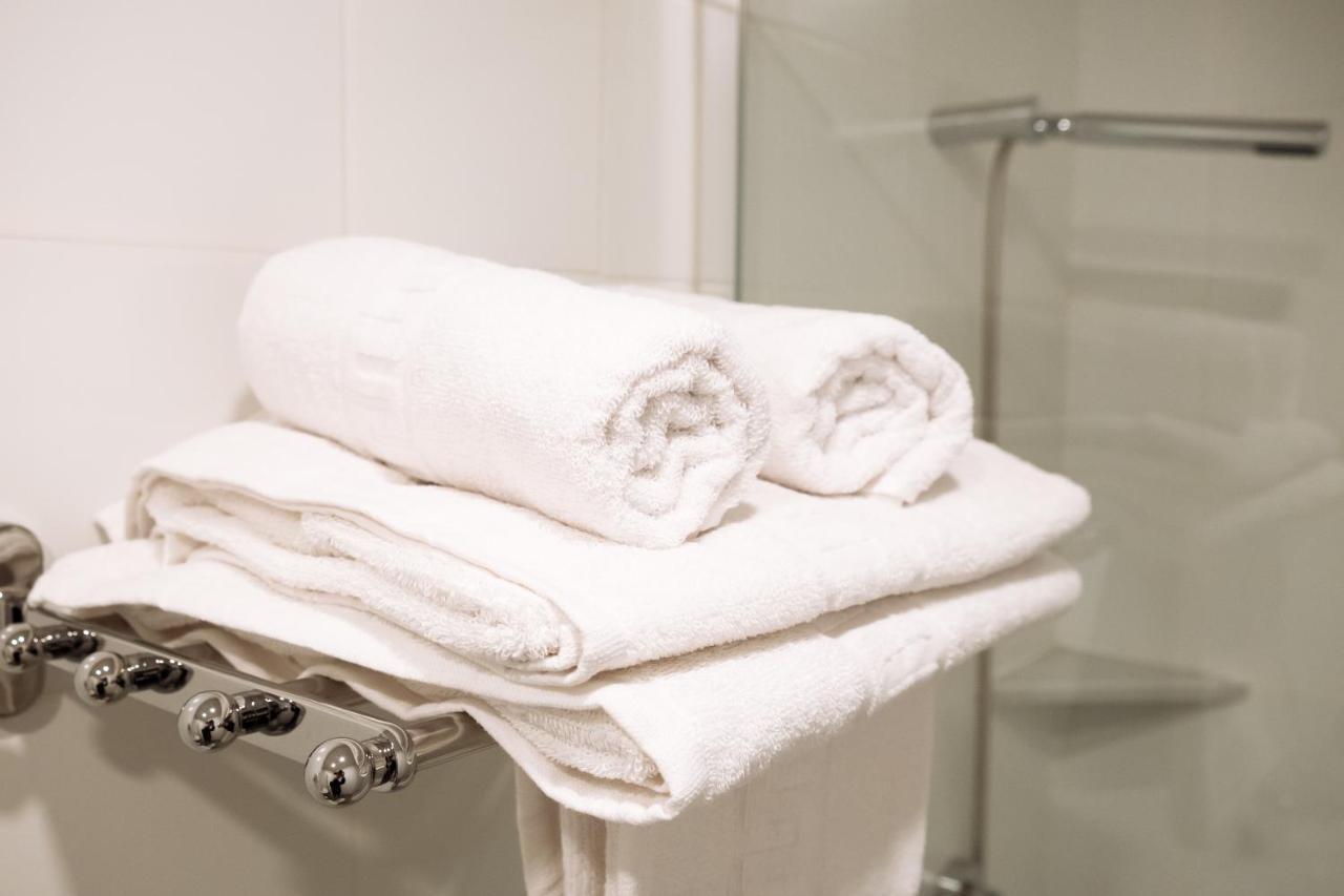 Apartahotel Golden Alcala Alcalá de Henares Екстериор снимка