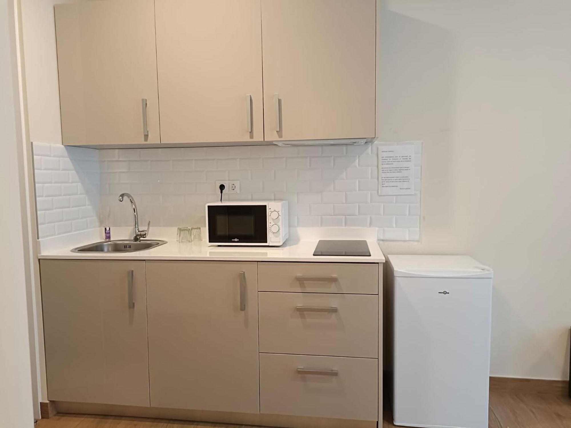 Apartahotel Golden Alcala Alcalá de Henares Екстериор снимка