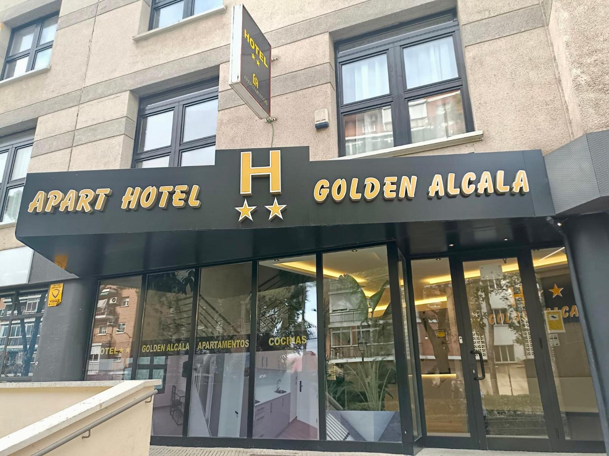 Apartahotel Golden Alcala Alcalá de Henares Екстериор снимка