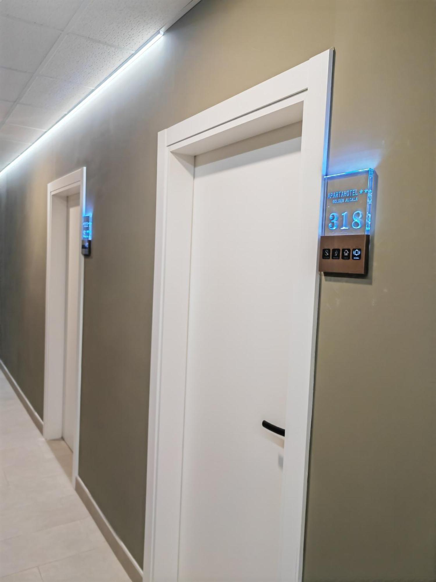 Apartahotel Golden Alcala Alcalá de Henares Екстериор снимка